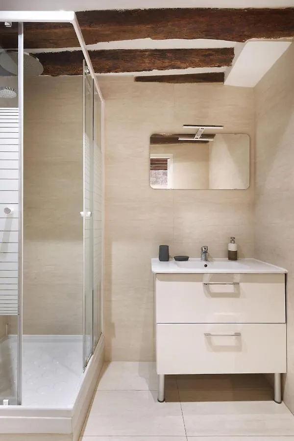 Apartment Edgar Montorgueil - Caire Paris